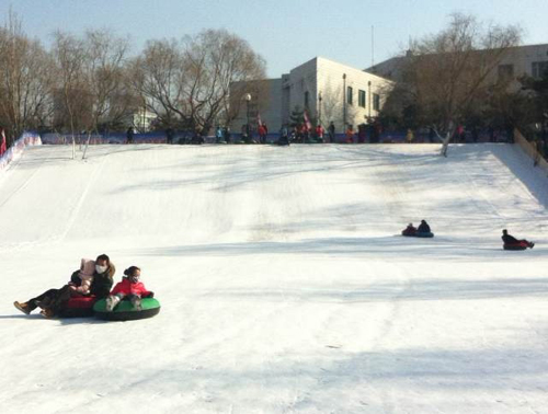 沈陽雪上嘉年華正式開幕，河北迪特加油助威
